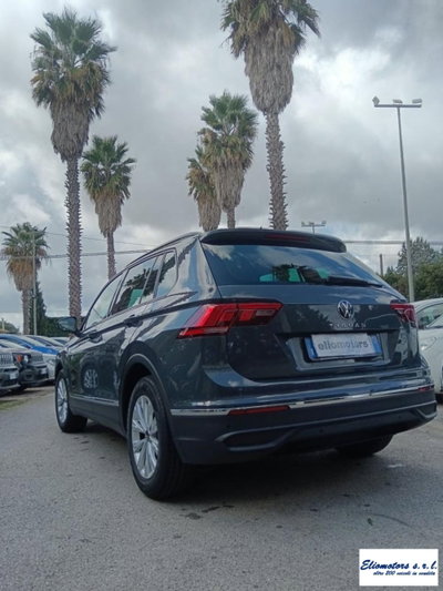 Volkswagen Tiguan 2.0 TDI SCR DSG 4MOTION Style BMT (9)
