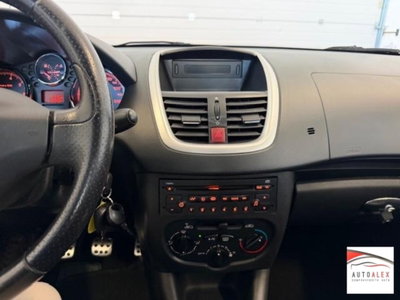 Peugeot 206 5p. X-Line (8)
