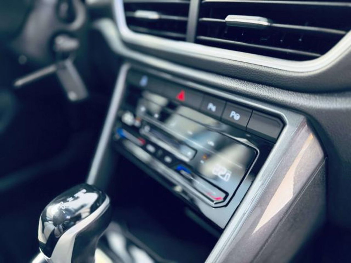 Volkswagen T-Roc 2.0 tdi Style 4motion 150cv dsg (15)