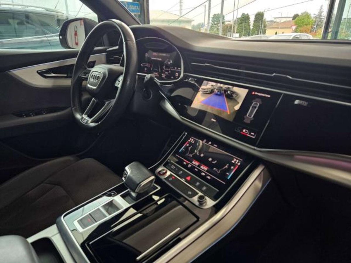 Audi SQ8 4.0 tfsi sport attitude quattro tiptronic (10)
