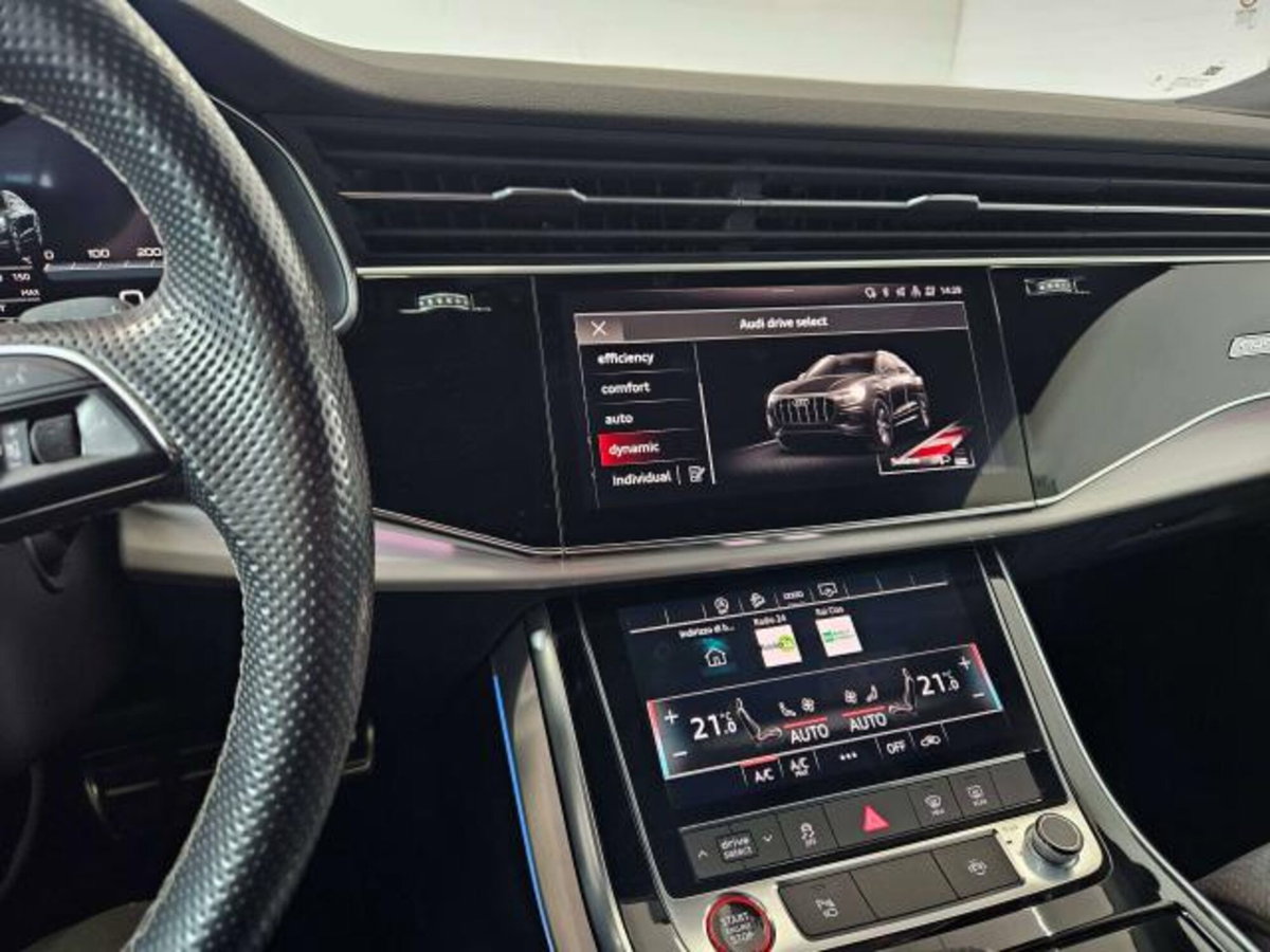 Audi SQ8 4.0 tfsi sport attitude quattro tiptronic (15)