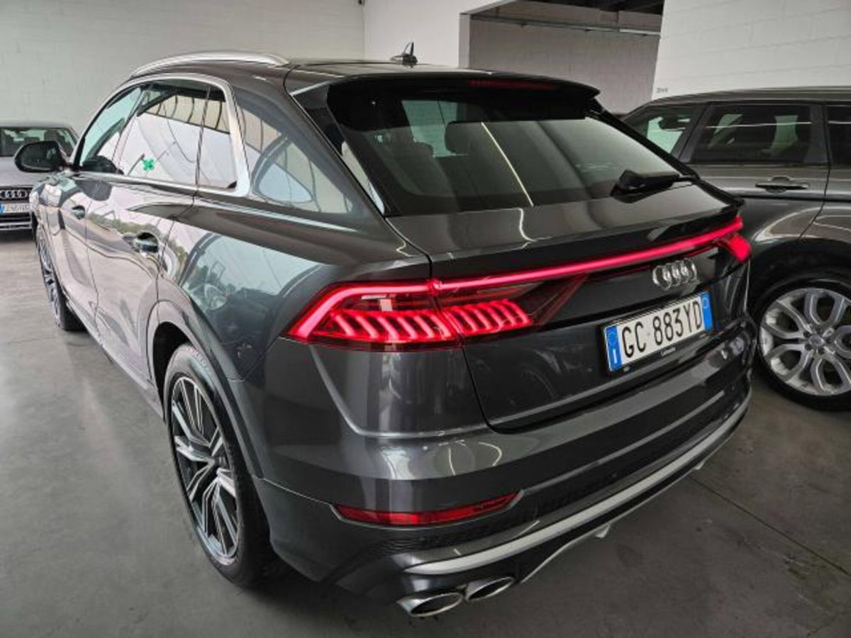 Audi SQ8 4.0 tfsi sport attitude quattro tiptronic (4)