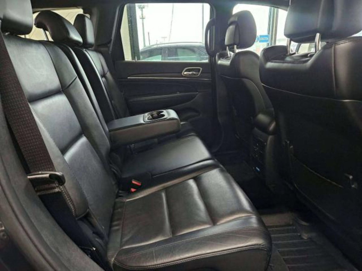 Jeep Grand Cherokee 3.0 V6 CRD 250 CV Multijet II Limited (12)