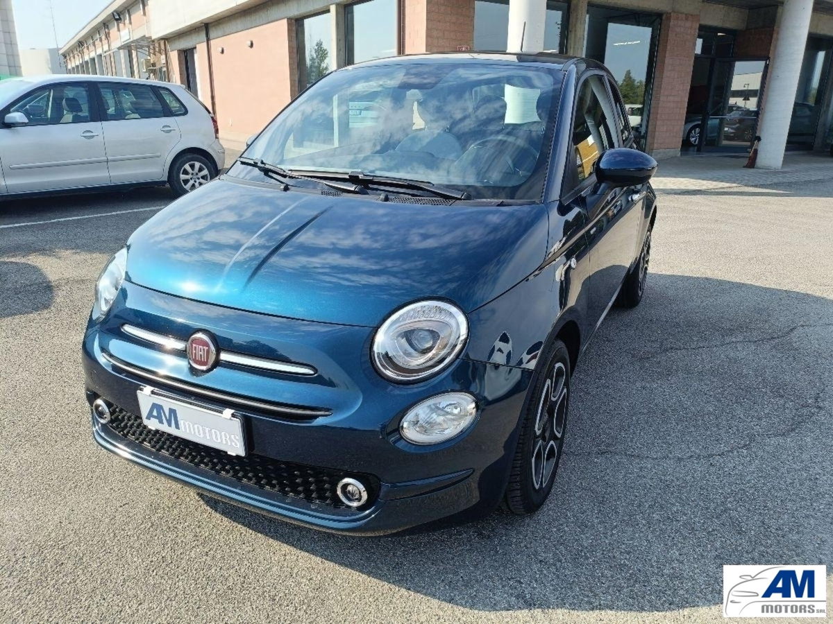 Fiat 500 1.0 Hybrid Red