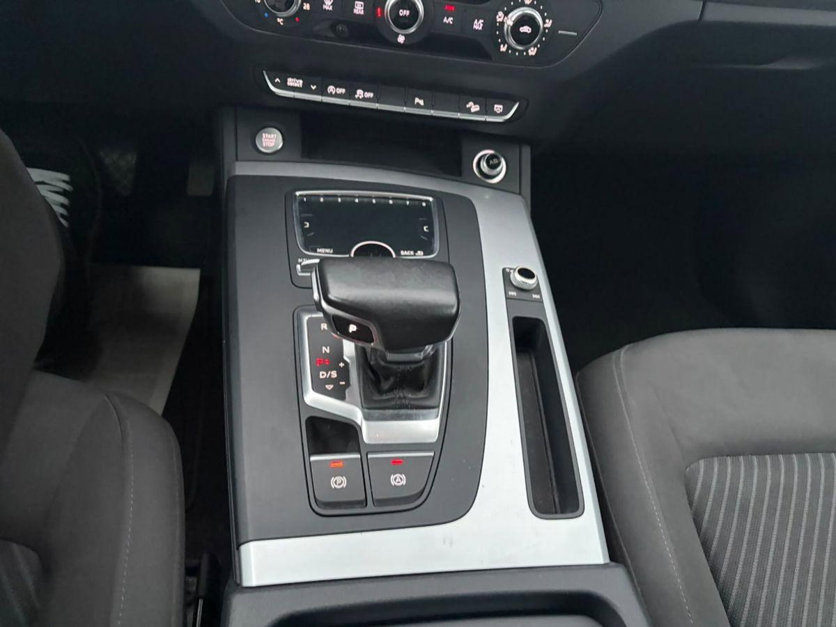 Audi Q5 2.0 TDI 190 CV quattro S tronic Sport (14)