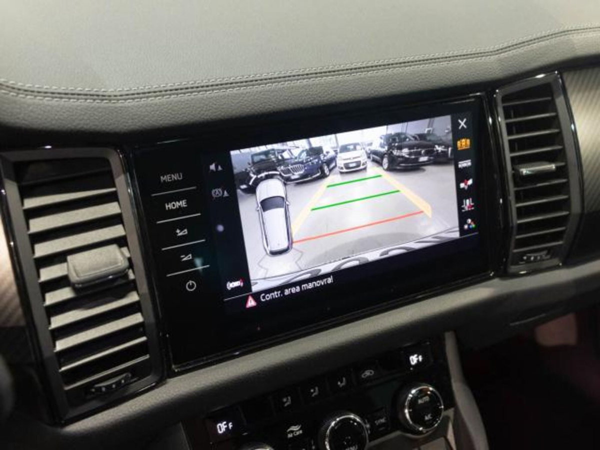 Skoda Kodiaq 2.0 TDI SCR 4x4 Scout (12)