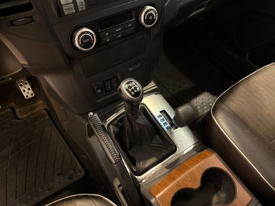 Mitsubishi Pajero 3.2 DI-D 16V 3p. Intense DPF (11)