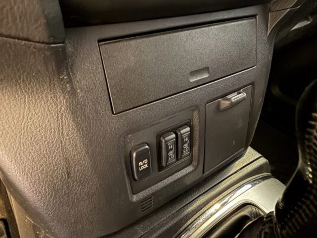 Mitsubishi Pajero 3.2 DI-D 16V 3p. Intense DPF (13)