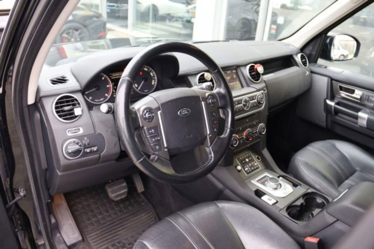 Land Rover Discovery 4 3.0 TDV6 211CV HSE (9)