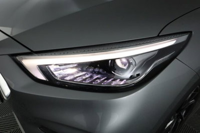 Mg ZS (2021-->) ZS 1.0T-GDI aut. Comfort (9)