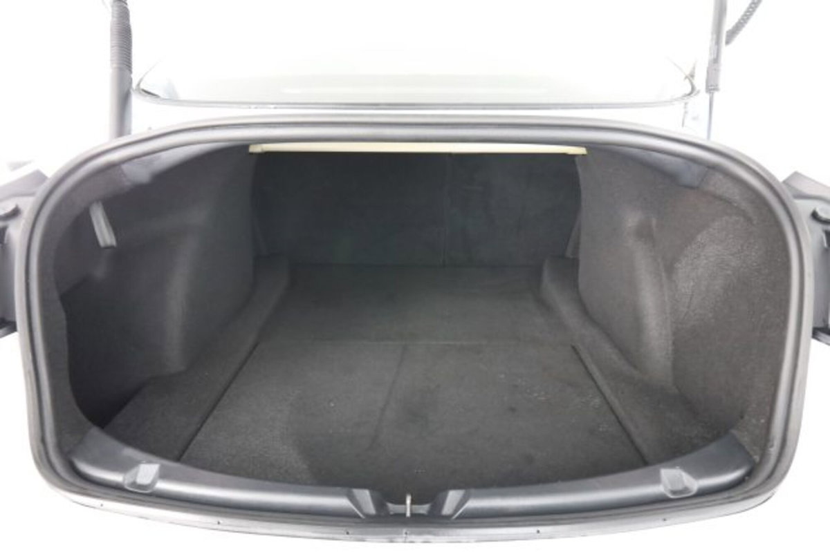 Tesla Model 3 rwd (6)