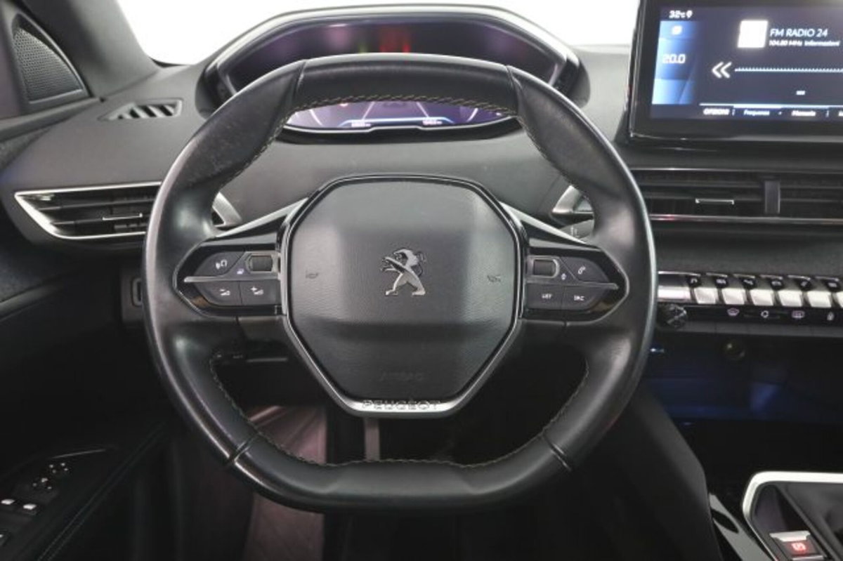 Peugeot 3008 PureTech Turbo 130 S&S Allure Pack (5)