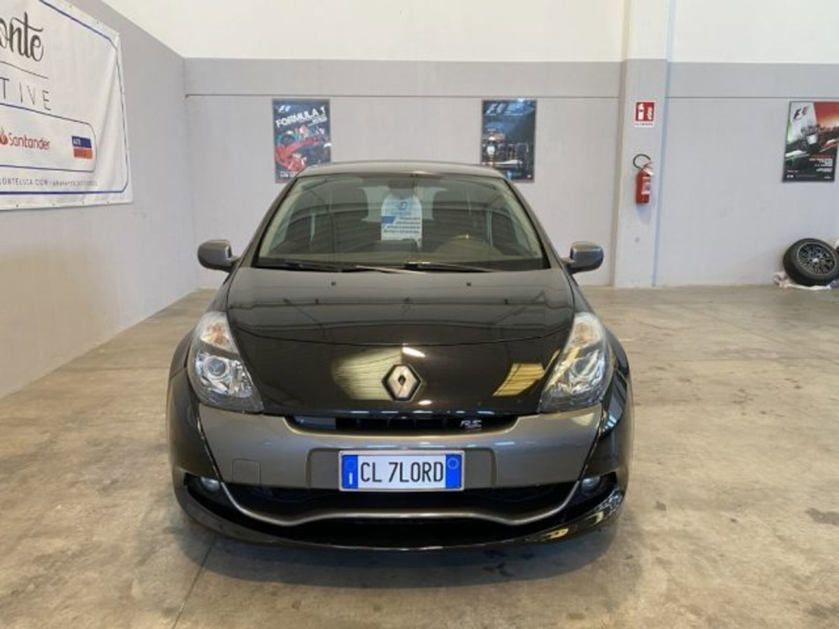 Renault Clio 2.0 16V 203CV 3 porte RS (3)