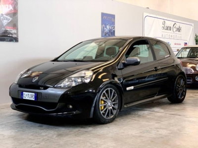 Renault Clio 2.0 16V 203CV 3 porte RS (7)