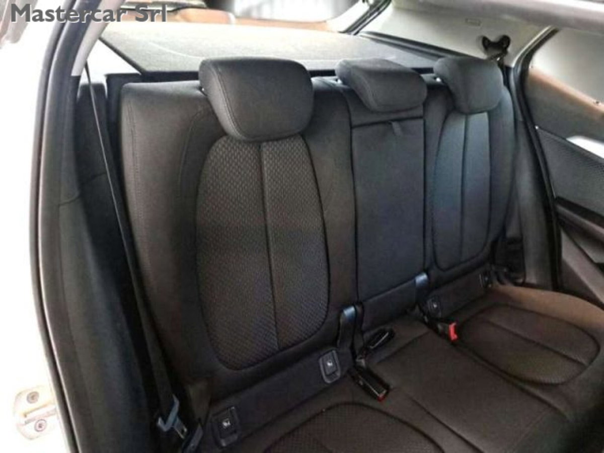 BMW X2 sDrive18d (8)