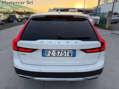 Volvo V90 Cross Country D5 AWD Geartronic Pro (5)