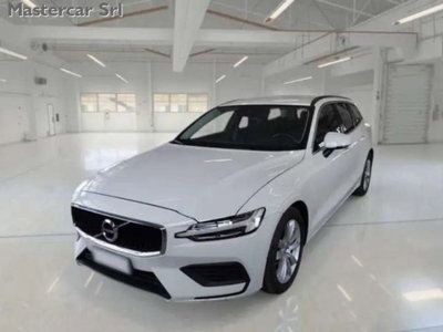 Volvo V60 B4 Geartronic Momentum Business Pro (2)