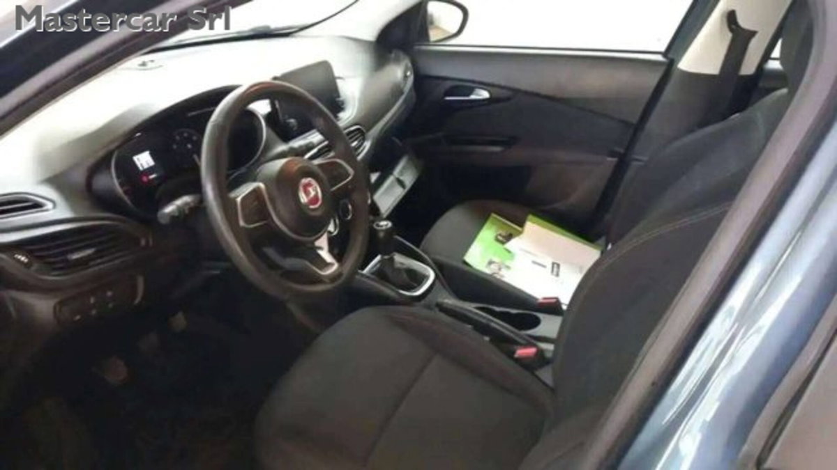 Fiat Tipo Station Wagon Tipo SW 1.0 t3 Cross 100cv (6)