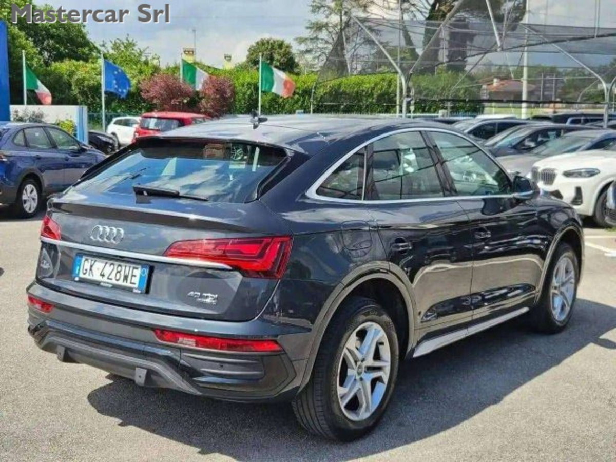 Audi Q5 Sportback Sportback 40 2.0 tdi mhev 12V quattro s-tronic (5)
