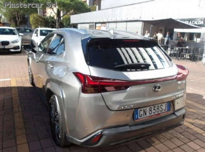 Lexus UX Hybrid 4WD F Sport (3)