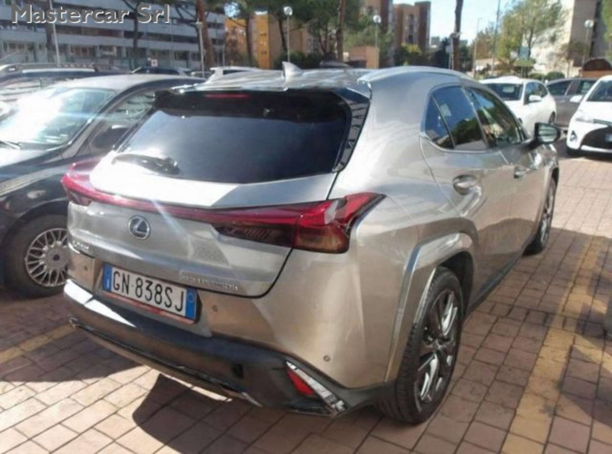 Lexus UX Hybrid 4WD F Sport (4)