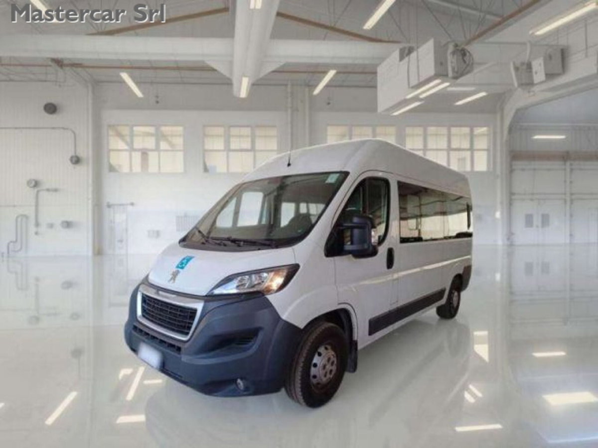 Peugeot Boxer Furgone 333 2.0 BlueHDi/130CV FAP PM-TM Combi Comfort (2)