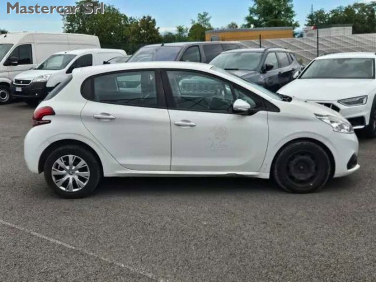 Peugeot 208 1.2 puretech Active s&s 100cv (3)