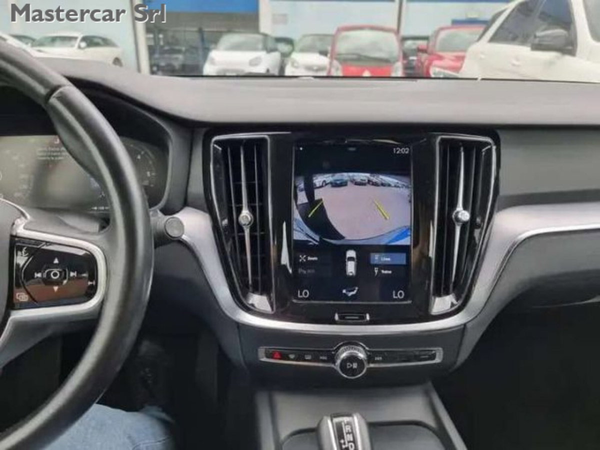 Volvo V60 Cross Country D4 (14)