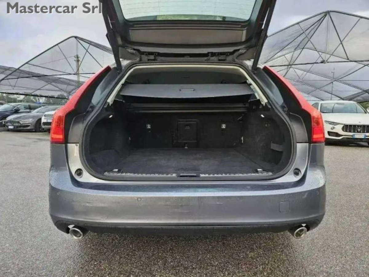 Volvo V90 D4 AWD Geartronic Business Plus (15)