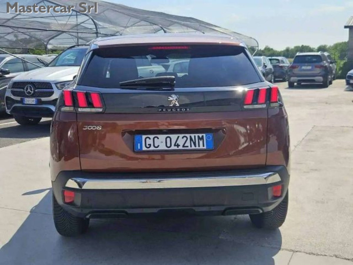 Peugeot 3008 BlueHDi 130 S&S EAT8 Business (7)