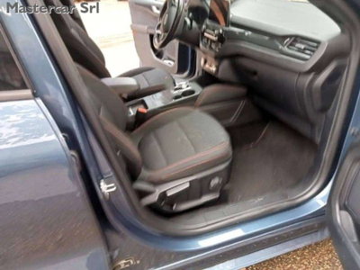 Ford Kuga 1.5 EcoBlue 120 CV 2WD ST-Line (9)