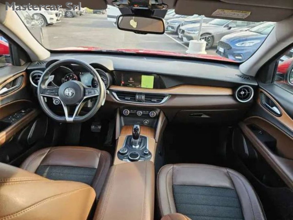 Alfa Romeo Stelvio 2.2 t Intensa Q4 210cv auto (10)