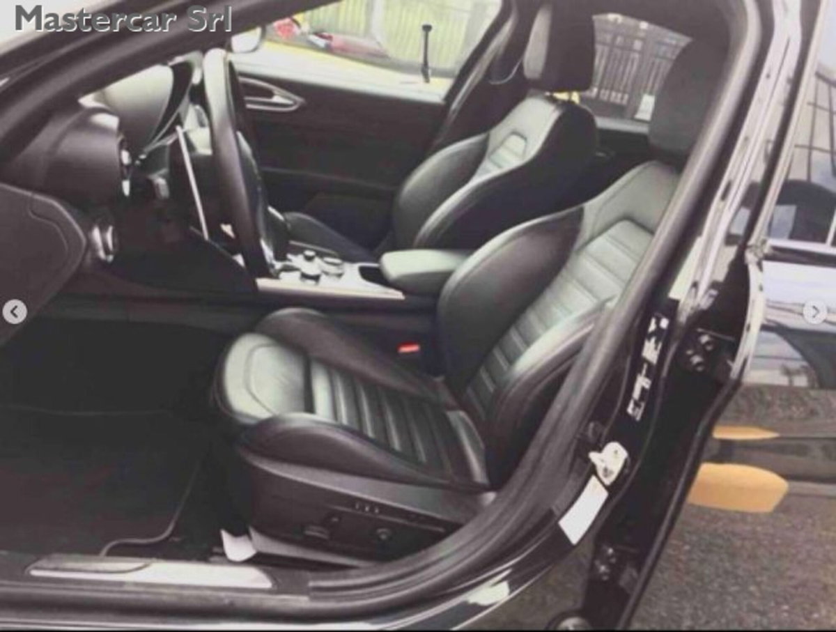 Alfa Romeo Giulia 2.2 t Veloce 160cv auto (4)