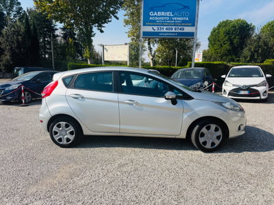 Ford Fiesta 1.2 82 CV 5 porte Titanium (8)