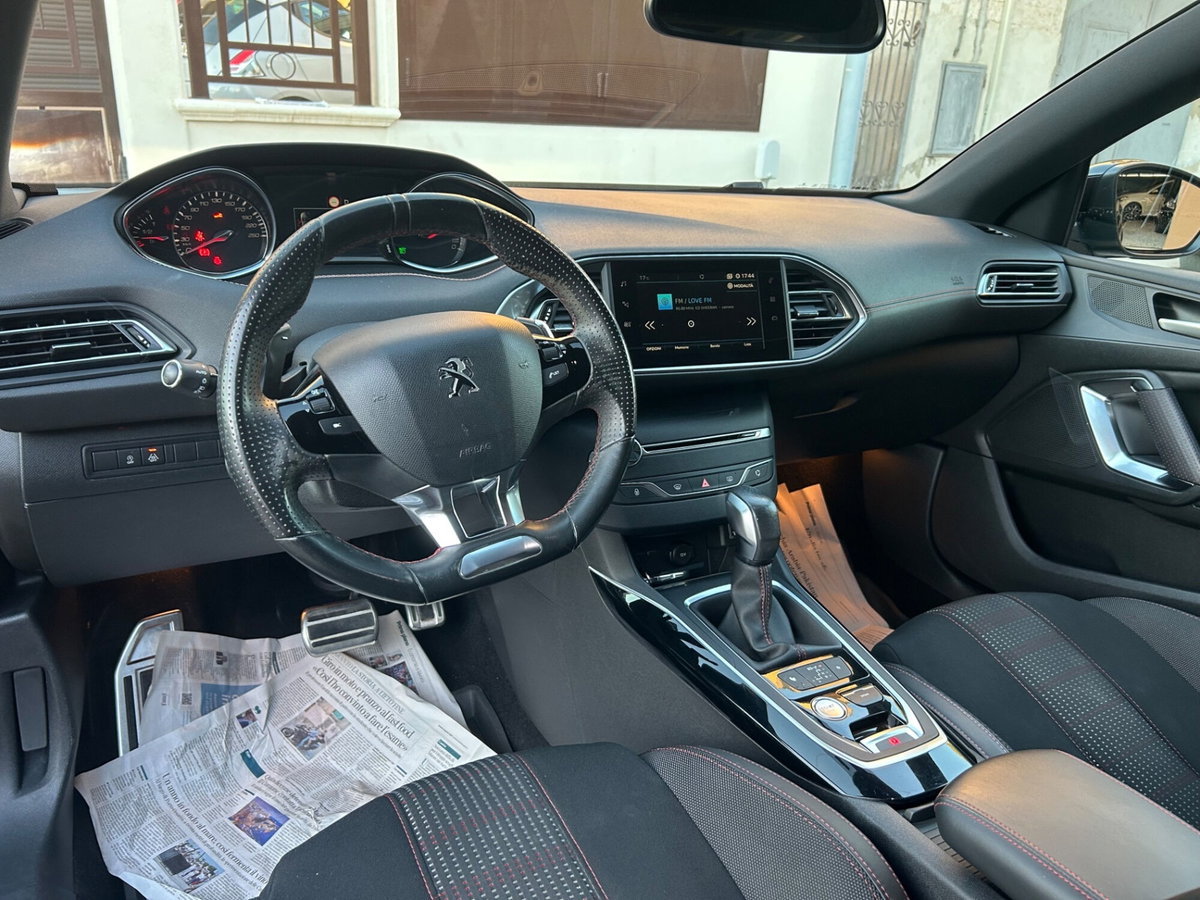 Peugeot 308 BlueHDi 120 S&S EAT6 GT Line (20)