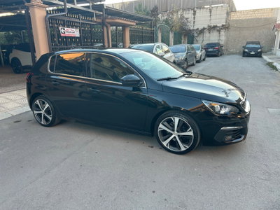 Peugeot 308 BlueHDi 120 S&S EAT6 GT Line (7)