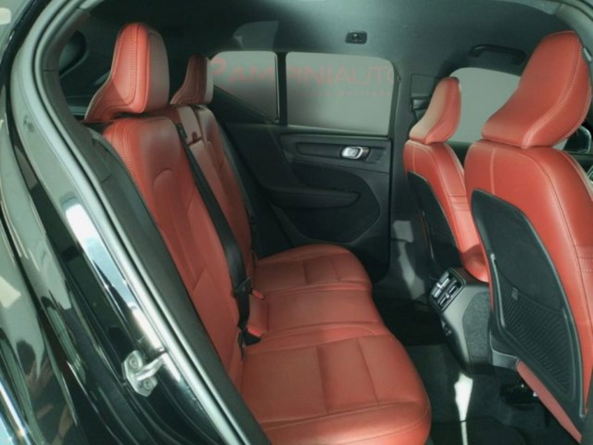 Volvo XC40 T3 Geartronic Inscription (15)