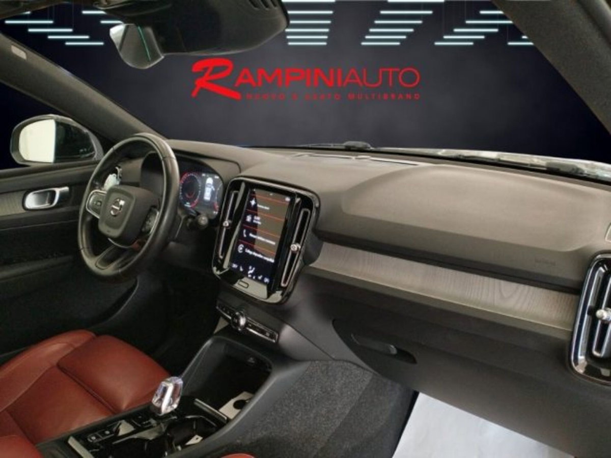 Volvo XC40 T3 Geartronic Inscription (17)
