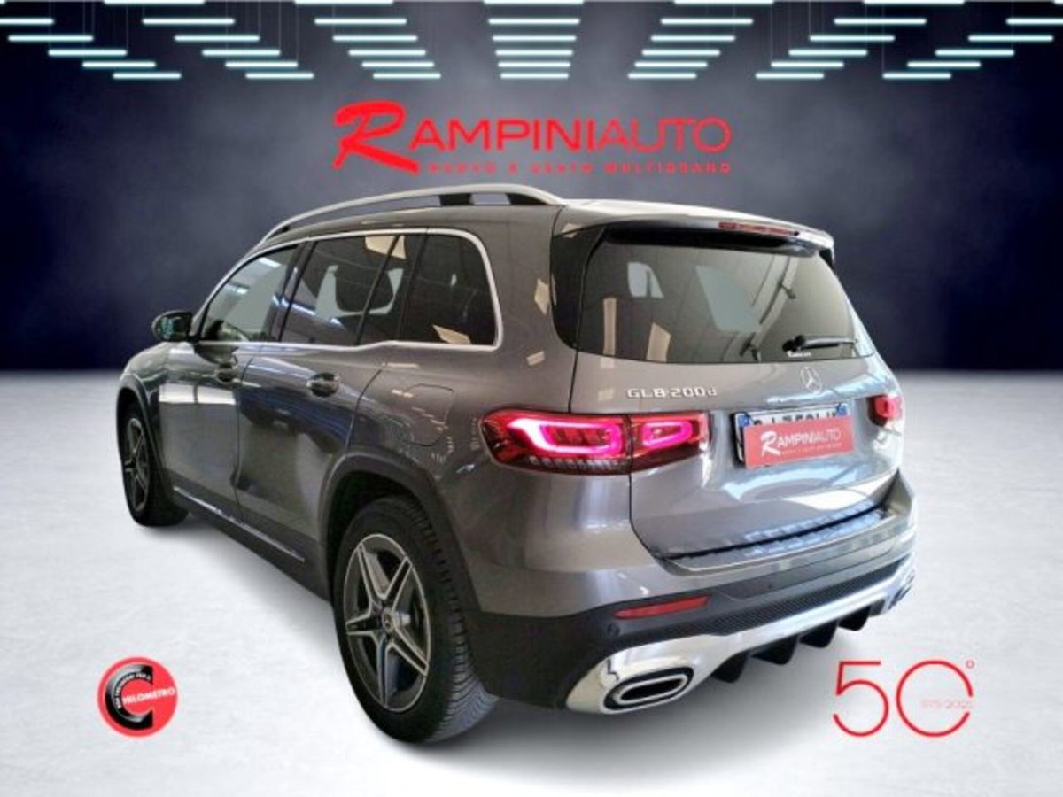 Mercedes-Benz GLB 200 d Automatic 4Matic Premium (11)