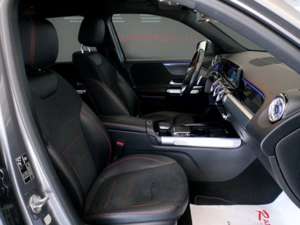 Mercedes-Benz GLB 200 d Automatic 4Matic Premium (19)