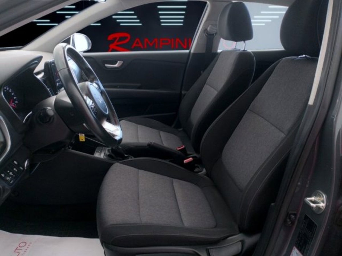 Kia Stonic 1.2 ECO GPL Style (13)