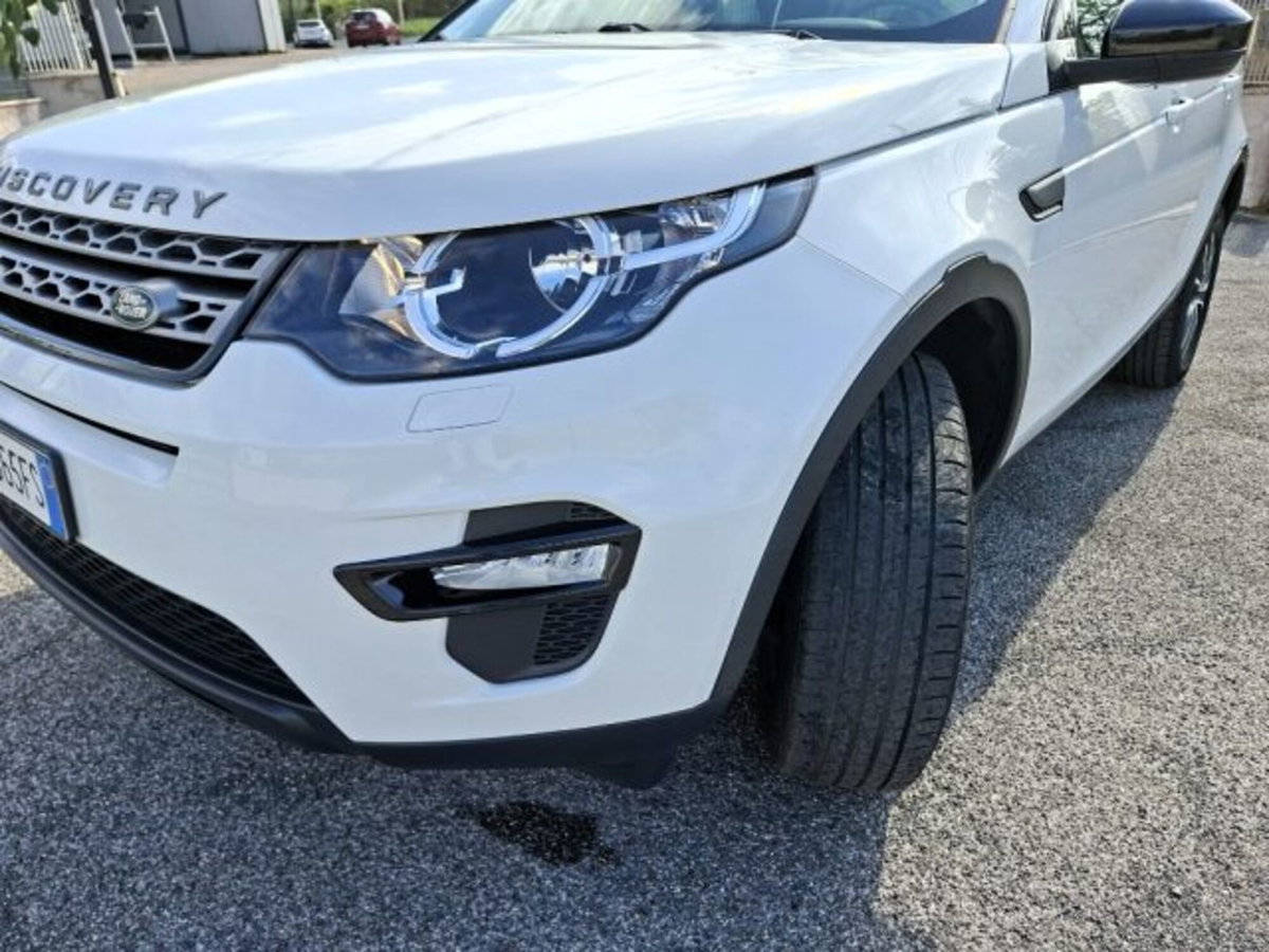 Land Rover Discovery Sport 2.0 TD4 150 CV Pure (14)