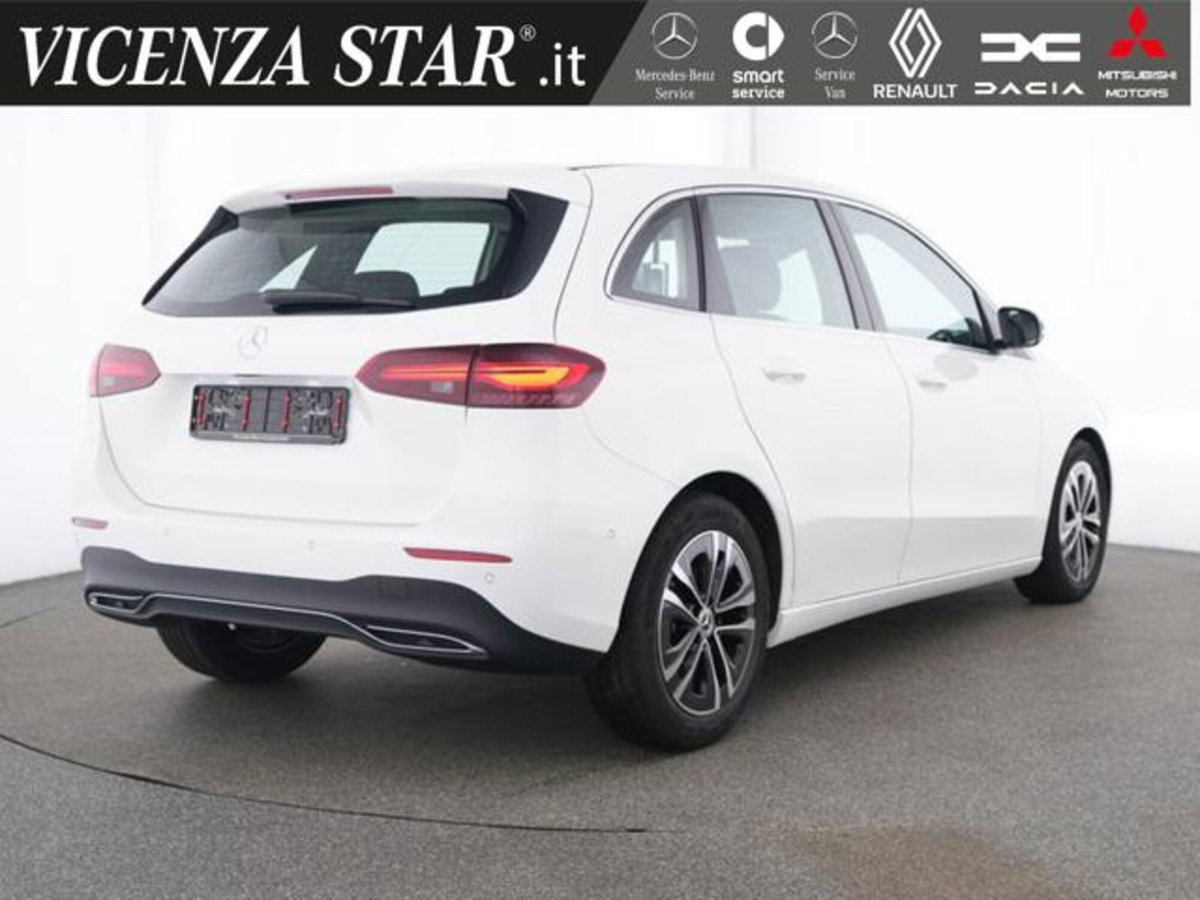 Mercedes-Benz Classe B 200 Sport (3)