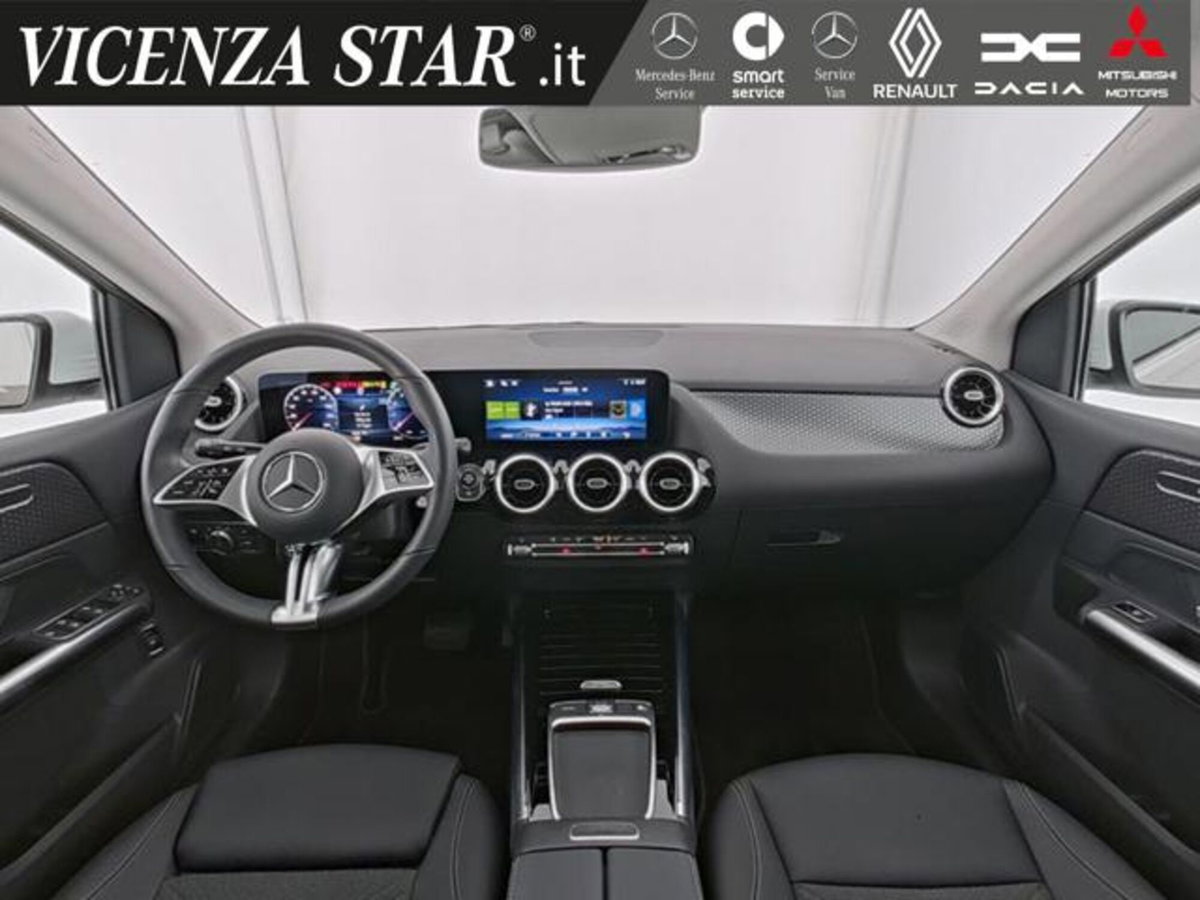 Mercedes-Benz Classe B 200 Sport (5)