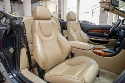 Aston Martin DB7 Cabrio Vantage Volante (12)