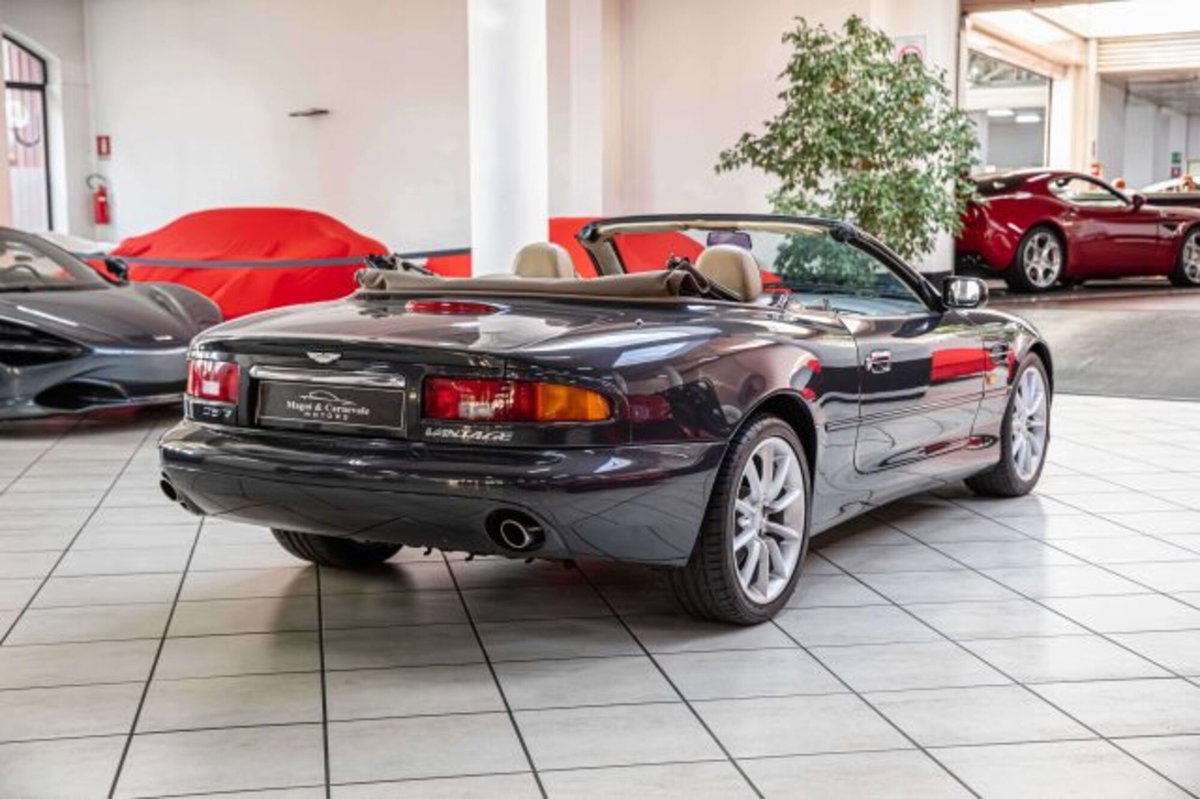 Aston Martin DB7 Cabrio Vantage Volante (7)