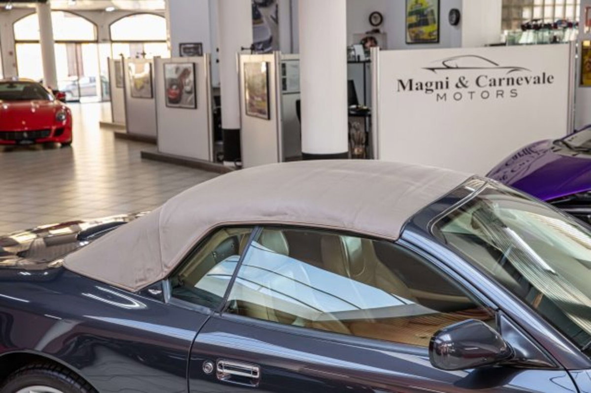 Aston Martin DB7 Cabrio Vantage Volante (15)