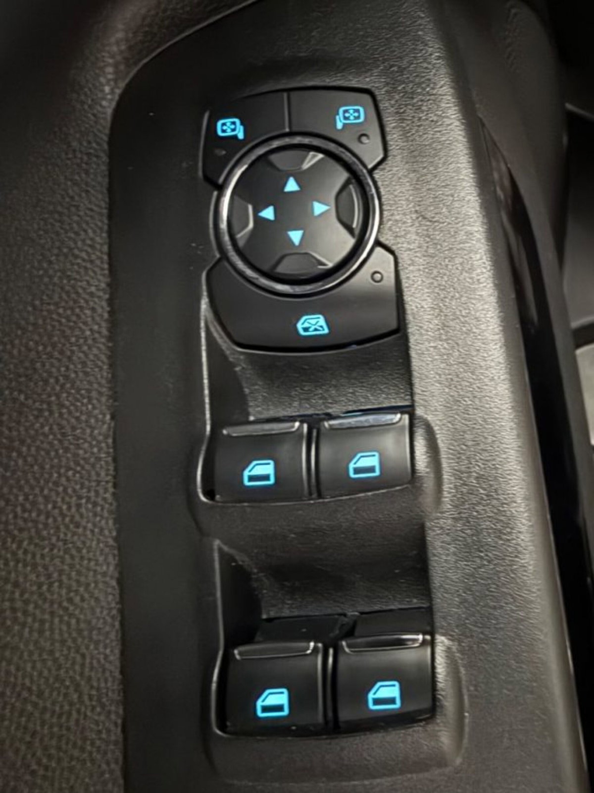 Ford EcoSport 1.0 EcoBoost 125 CV Start&Stop ST-Line (16)