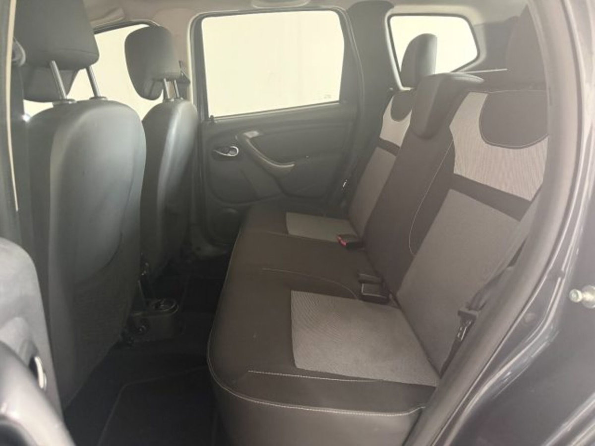 Dacia Duster 1.5 dCi 110CV Start&Stop 4x2 Serie Lim.Urban Explorer (16)