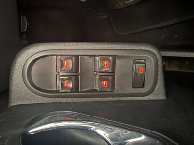 Dacia Duster 1.5 dCi 110CV Start&Stop 4x2 Serie Lim.Urban Explorer (18)